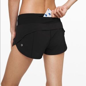 Lululemon Speed Up short 2.5 💕MakeOffers💕